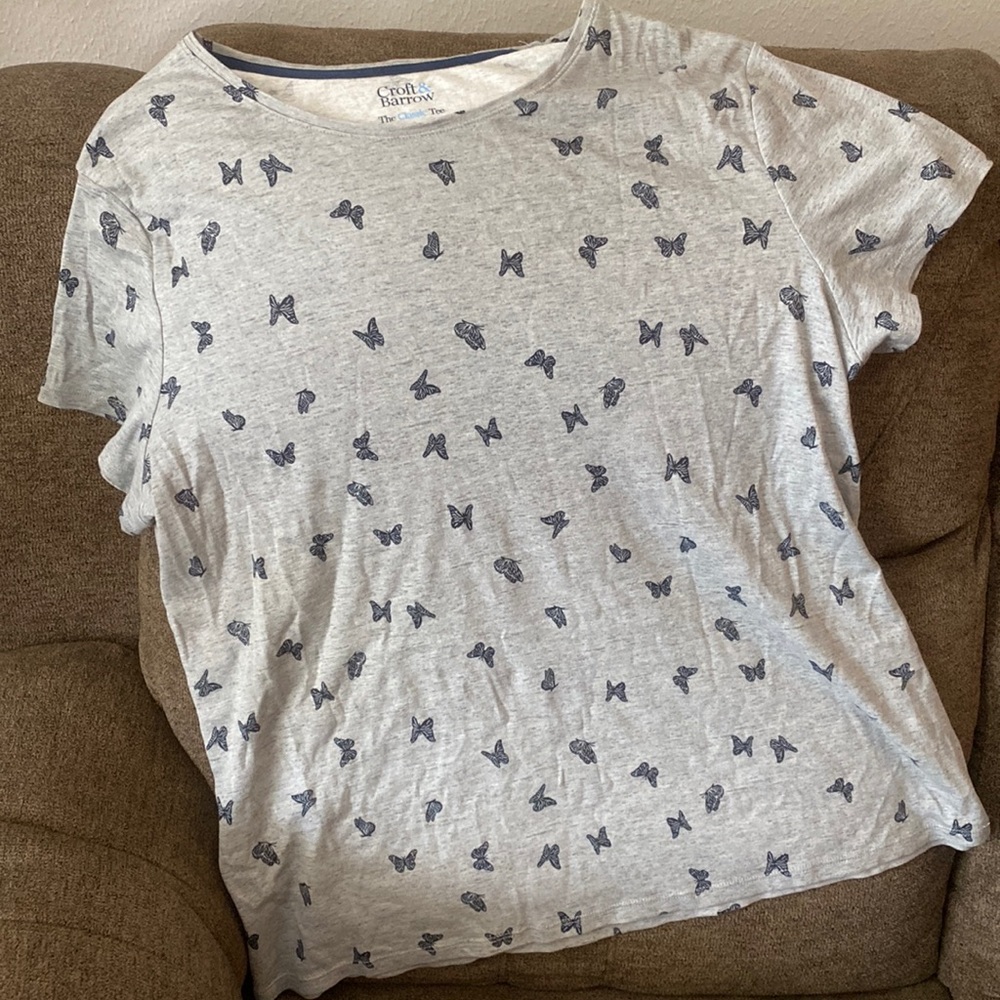 Croft & Barrow Butterfly 🦋 Classic Tee